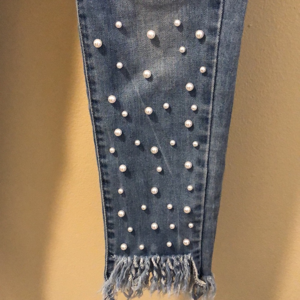 Redial faux pearl embellished fringe distressed hem 5-pocket jeans - Picture 2 of 12